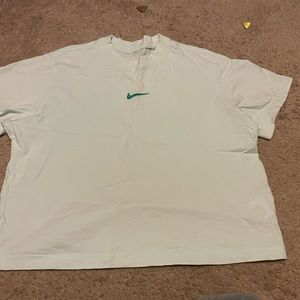Nike cropped tshirt